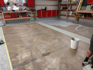 epoxy flake in garage flooring