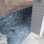 vertical concrete walls