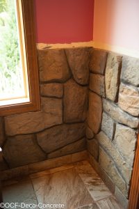 vertical overlay into rock pattern over wainscoting