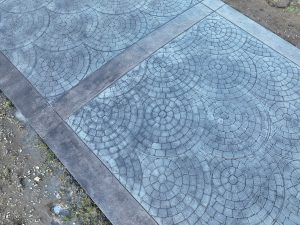 cobblestone concrete stamping driveway