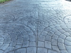 cobblestone concrete stamping driveway