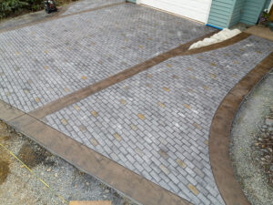 weathered brick concrete driveway stamping