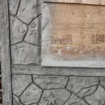 vertical stone overlay concrete
