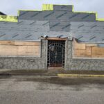vertical stone overlay concrete
