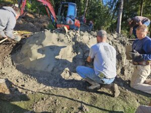 formless concrete retaining wall & hardscaping natural stone concrete