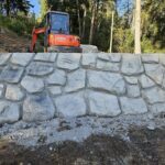 formless concrete retaining wall & hardscaping natural stone concrete