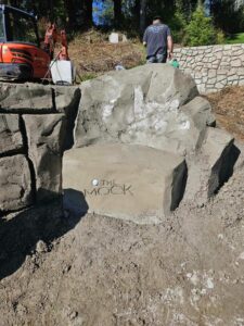 formless concrete retaining wall & hardscaping natural stone concrete