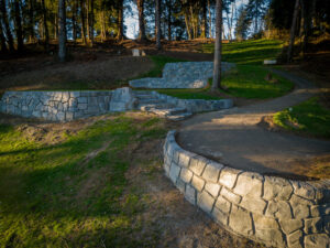 formless concrete retaining wall & hardscaping natural stone concrete