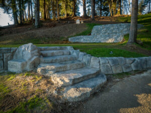 formless concrete retaining wall & hardscaping natural stone concrete