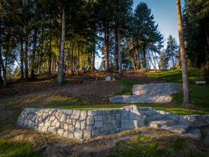 formless concrete retaining wall & hardscaping natural stone concrete