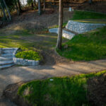 formless concrete retaining wall & hardscaping natural stone concrete