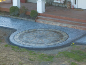 concrete medallion and flagstone patio