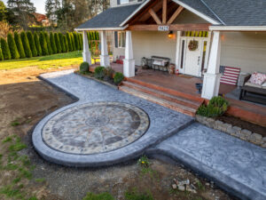 concrete medallion and flagstone patio