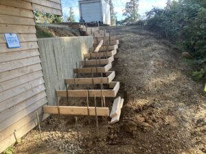 floating concrete steps exposed aggregate