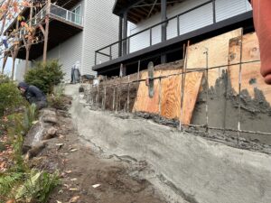concrete retaining wall