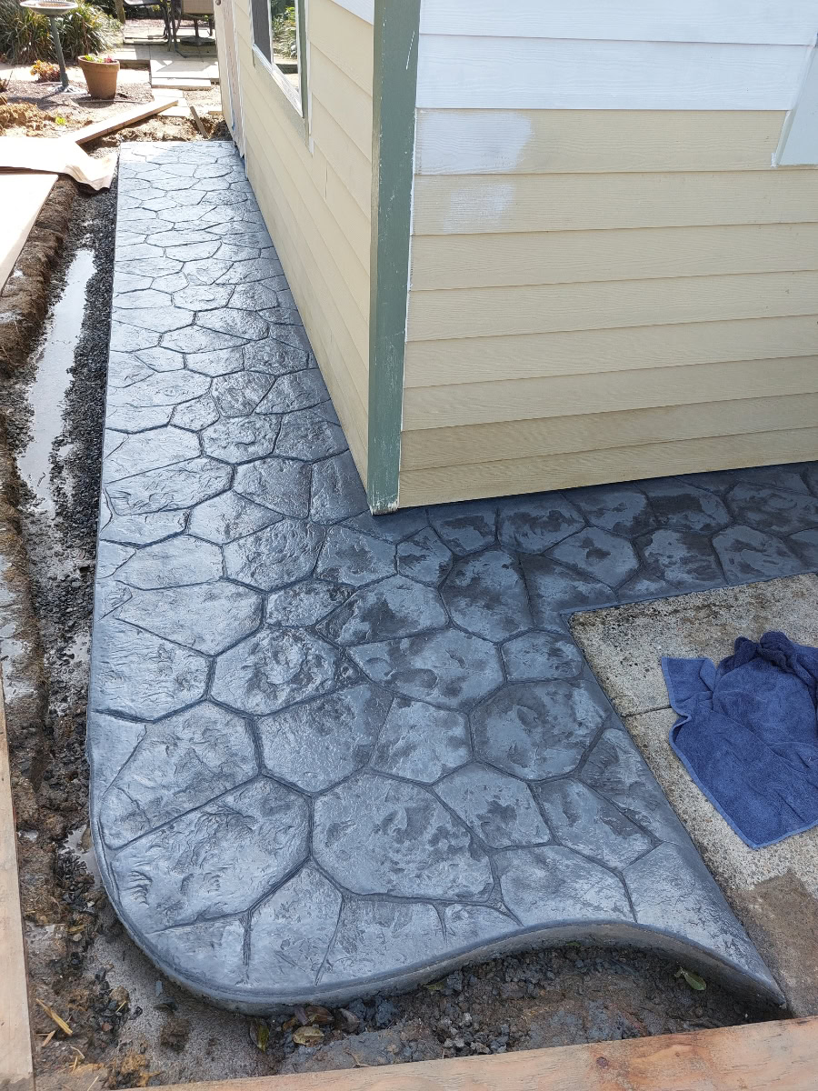 Resized_Resized_20240329_145037_1711751767553_1711751770921 flagstone patio concrete stamping