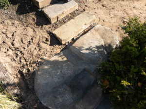 concrete retaining wall