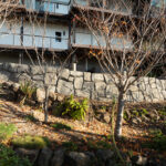 concrete retaining wall