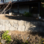 concrete retaining wall