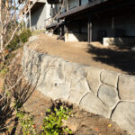 concrete retaining wall